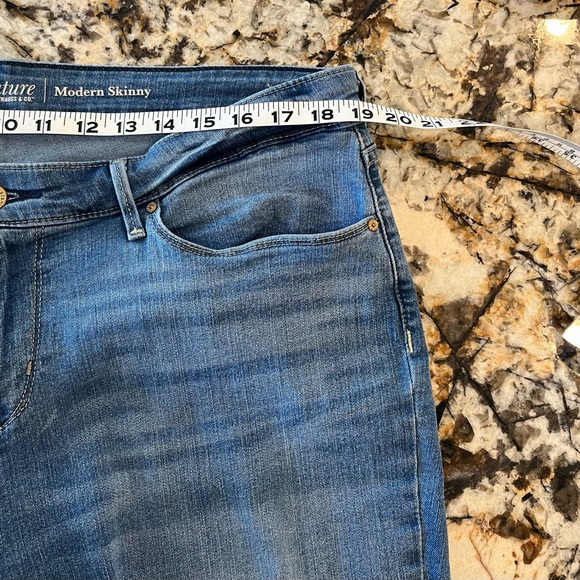 Levi’s Women’s modern skinny stretch Signature Blue Denim Jeans - Picture 5 of 7